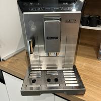 Eletta cappuccino De Longhi