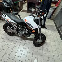 Moto Ktm 990 zero sinistri