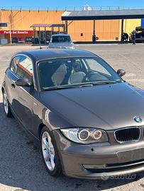 BMW 118d 143 CV – 3 porte –  Permuta