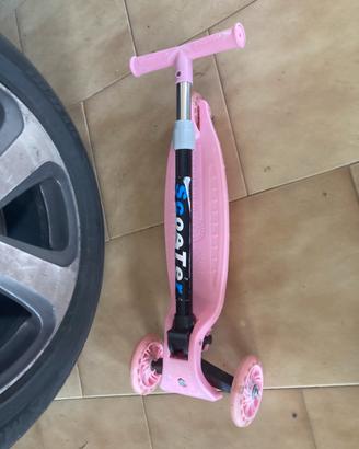 Monopattino "Scooter" per bimbi < 15 kg