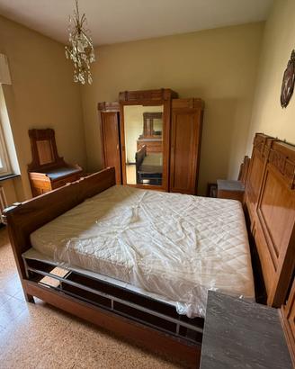 Stanza letto completa primi ‘900 legno e marmo