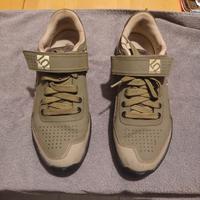 Five Ten Kestrel lace