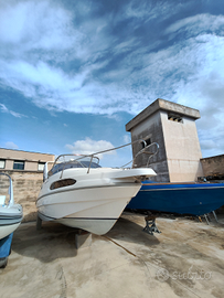 Barca a motore modello RIO 700 Cruiser