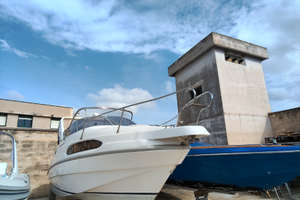 Barca a motore modello RIO 700 Cruiser