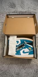 Jordan 1 Mid Sky blue