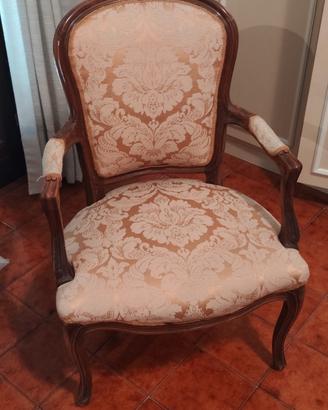Arredamento in legno massello 