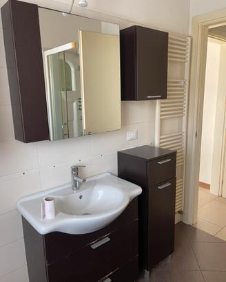 Mobile bagno e lavabo