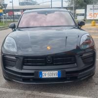 Macan Gts Garanzia Iva esposta