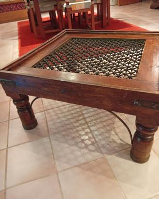 Tavolino basso tailandese
