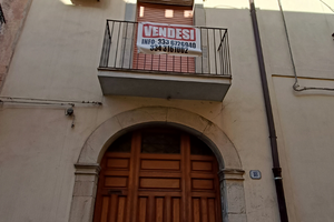 Casa indipendente su 3 livelli