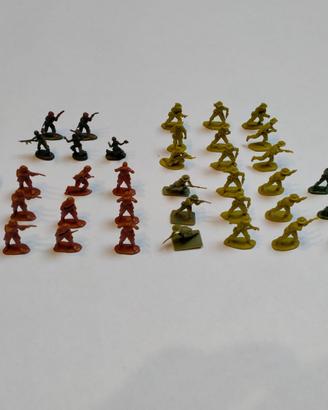 Lotto 44 Soldatini vintage Misti