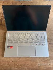 ASUS ZenBook 14 UM433D Ryzen 5 Radeon Vega