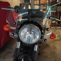 Triumph Bonneville SE