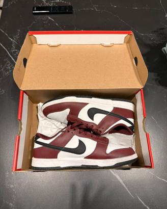 Nike dunk low
