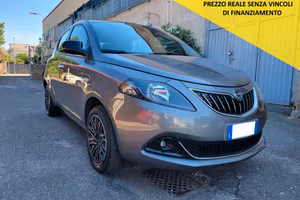 Lancia Ypsilon Hybrid Gold NO OBBLIGO FINANZIAMENT