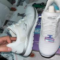 skechers bianche