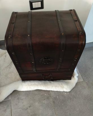 Baule contenitore vintage in legno