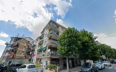 Torrevecchia trilocale con terrazzo e balcone