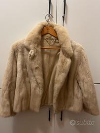 Pelliccia visone bianco