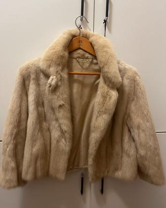 Pelliccia visone bianco
