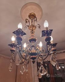 2 lampadari uguali in legno e bronzo con pendagli 