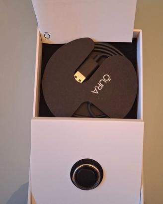 Oura Ring Gen 3 Silver Taglia 9 - Pari al Nuovo