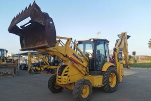 Terna Komatsu WB97R-5E0