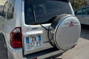 Pajero mitsubishi