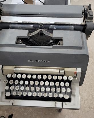 macchine da scrivere Olivetti linea 88 e linea 98
