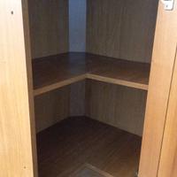 Pensile angoliera cucina Scavolini in noce