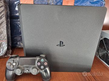 Ps4 Slim con Joestick originale e cavi completi