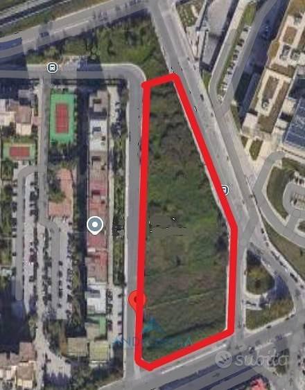 Terreno di 9100 m² a Napoli - Vista 2