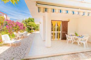 Splendida villa al mare santa sabina