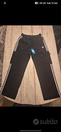 Pantaloni adidas nuovi