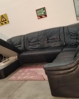 AMPIO divano angolare in vera pelle ! CONSEGNA !