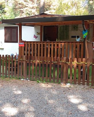casetta in campeggio 