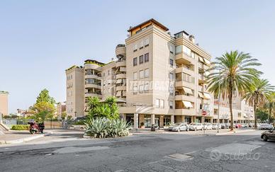 PRESTIGIOSO ATTICO CON TERRAZZO E BOX