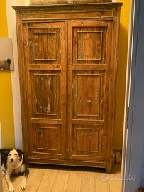Armadio in legno