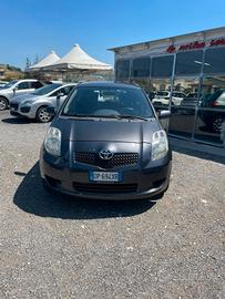 Toyota Yaris 1.0 5 porte VVT-i 70cv