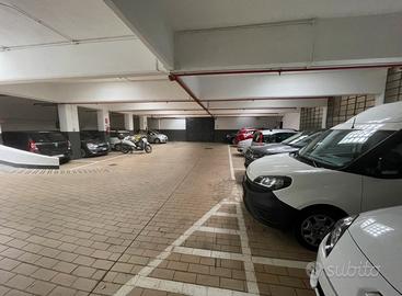 Posto auto in rimessa al coperto