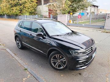 Tiguan R-line 2.0 TDI  DSG