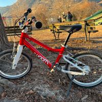 Bicicletta per bambini Woom 3 Automagic GO Red