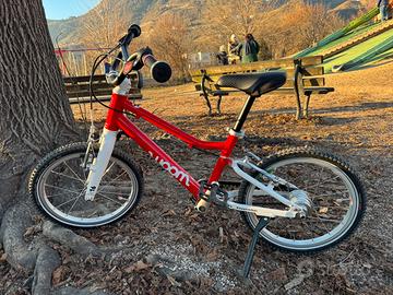 Bicicletta per bambini Woom 3 Automagic GO Red