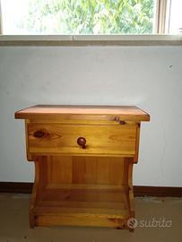 Comodini legno massello