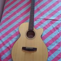 Chitarra Acustica