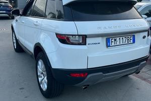 Reng rover evoque