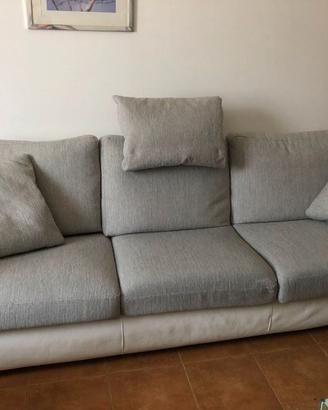 Divano 3 posti con pouf contenitore