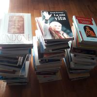Circa 100 libri religiosi (17kg)