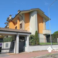 PORZIONE DI BIFAMILIARE A VANZAGO