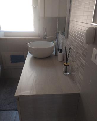 MOBILE BAGNO